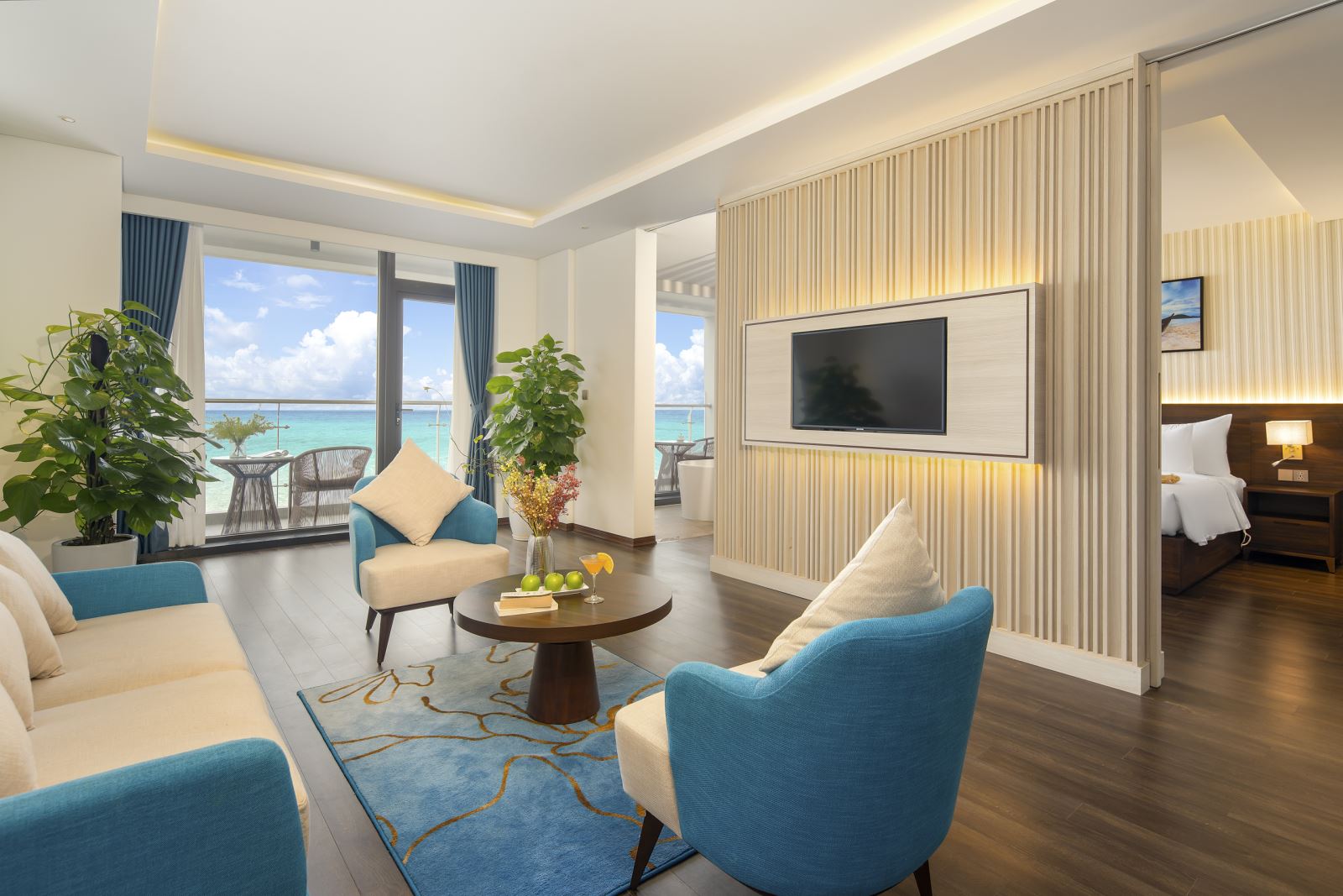Canvas Hotel